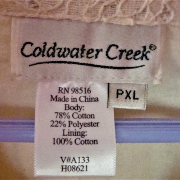 Woman's tan Coldwater Creek wood buttons - Picture 2 of 4